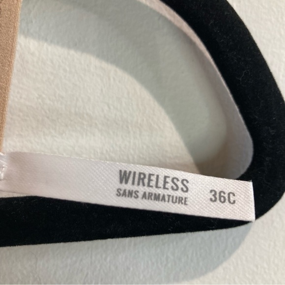 AERIE Sz 36C Wireless Light Padding Adjustable Straps Hook & Eye Closure Bra NWT - Picture 11 of 11